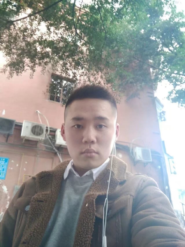 想了很久的男人的第一张照片--南通相亲服务中心