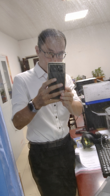 老蔡先生的第一张照片--南通相亲服务中心