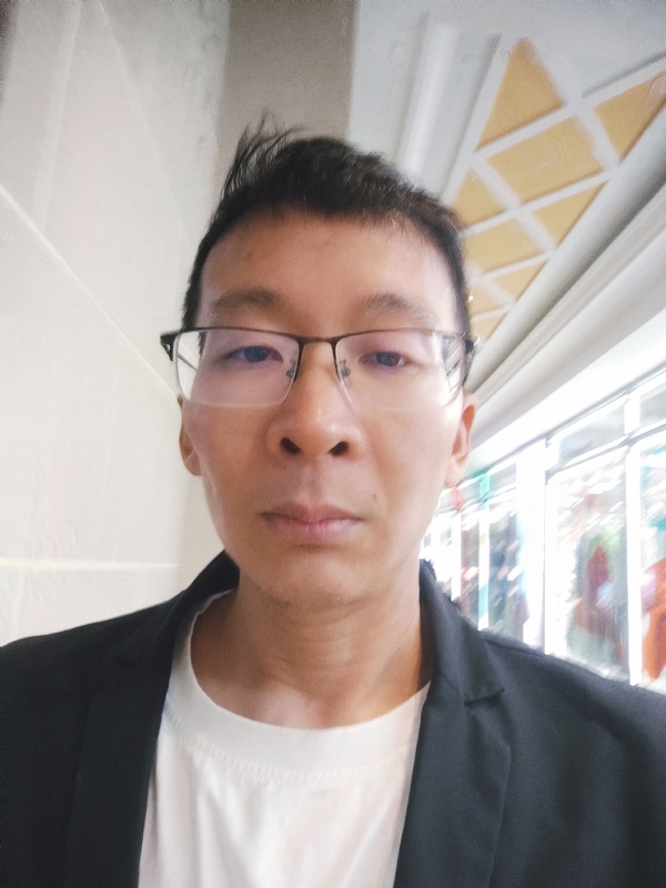 欣欣向荣的第一张照片--南通相亲服务中心