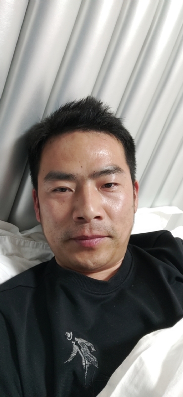 携手共进的第一张照片--南通相亲服务中心