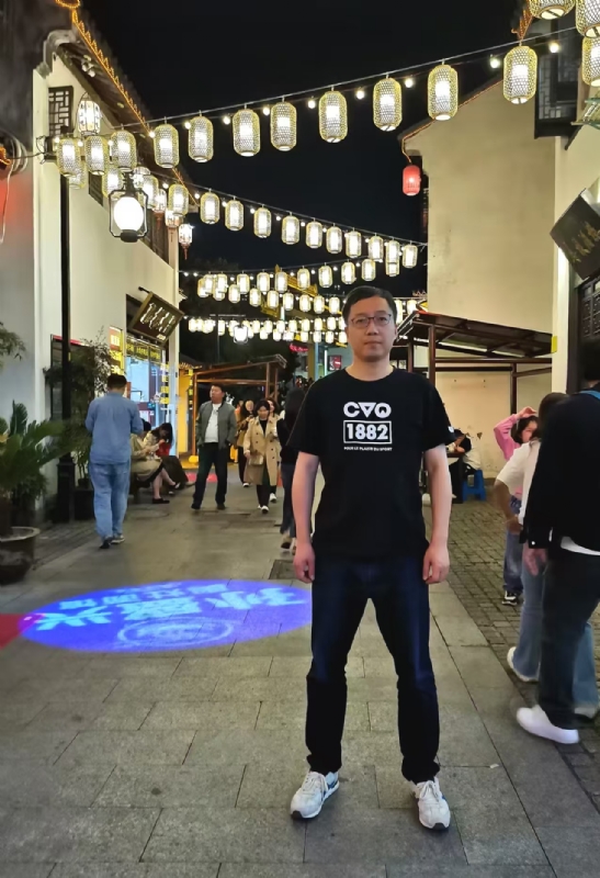 张楚岚的第一张照片--南通相亲服务中心