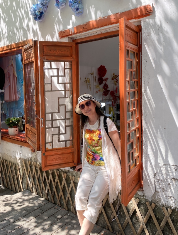 stella的第三张照片--南通相亲服务中心